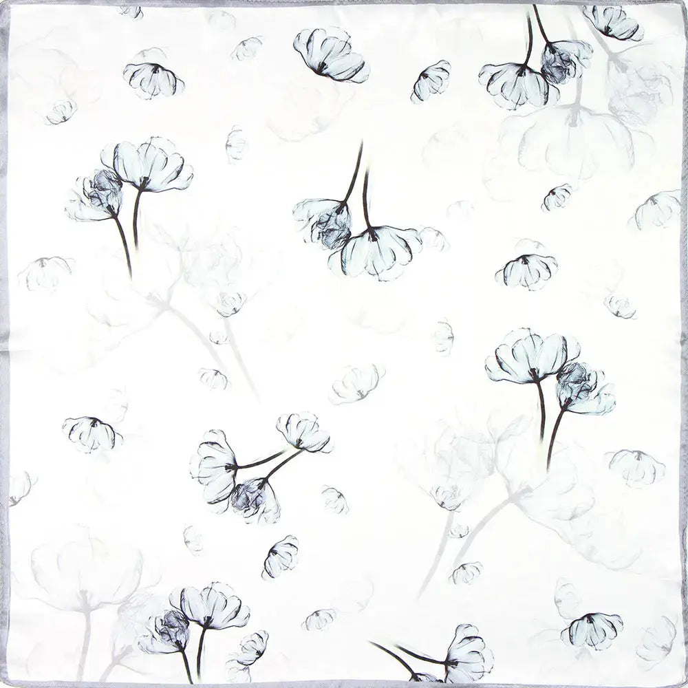 Sidenhalsduk i 100 % Silke – Kvadratisk Bandana 53×53 | Velinoro Scarves Ali 20 Flower 53cm x 53cm