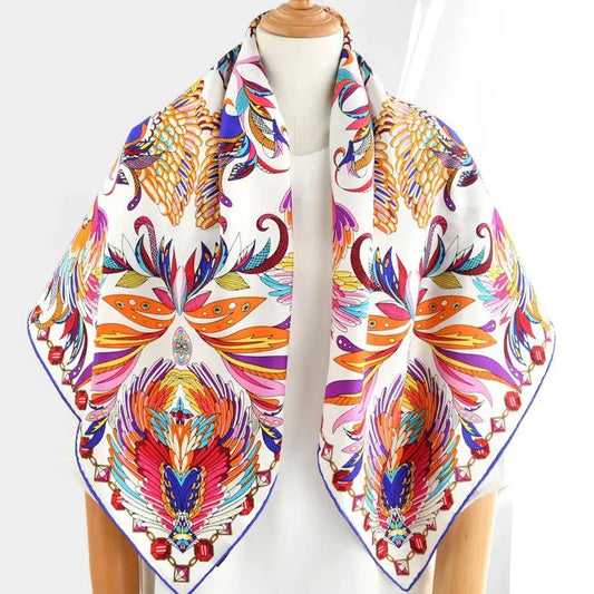 Sidenscarf – Färgstarkt Svanmotiv i 100 % Twillsiden - Velinoro.com